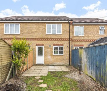 2 bedroom terraced house to rent - Photo 2