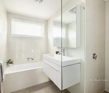 3/15 Iris Road, Glen Iris - Photo 3