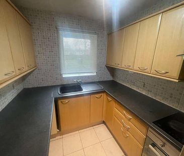 Flamborough Close Woodston, Peterborough, Cambridgeshire, PE2 - Photo 3