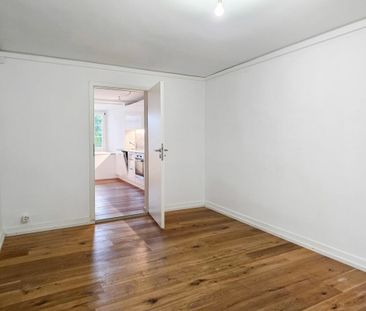 GLÄRNISCHBLICK | renovated 1.5-room apartment in a central location... - Foto 4