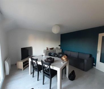 A LOUER à CHARTRES DE BRETAGNE, Avenue de la Chaussairie, appartement T2 (44.65m2), situé au de... - Photo 6