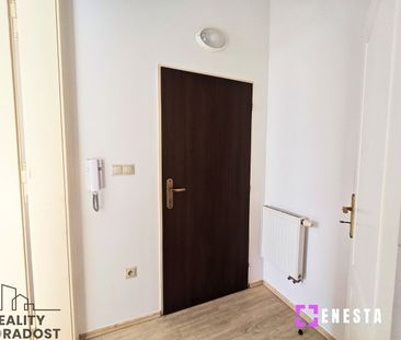 Pronájem bytu 1+kk 27 m² - Photo 2
