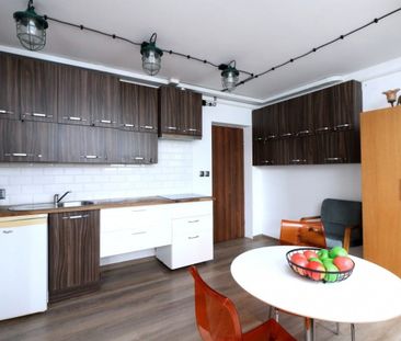 Kawalerka w kameralnym budynku na Zaciszu 20 m² - Фото 5