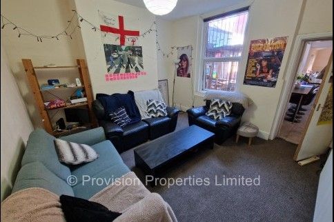 5 Bedroom Brudenell Mount - Photo 1