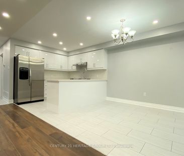 Townhouse For Lease | E8126326 - Photo 1