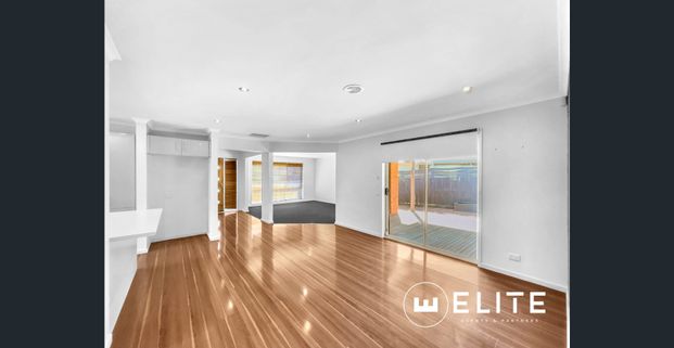 Family Home - Popular Narre Warren School Location - Photo 1