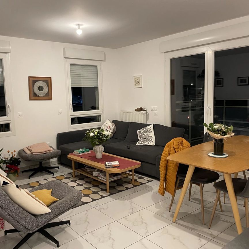 Location Appartement 3 pièces 60m² SALLANCHES 74700 - Photo 1