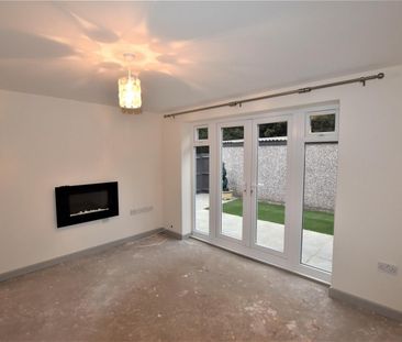 2 bedroom House To Let - Photo 1