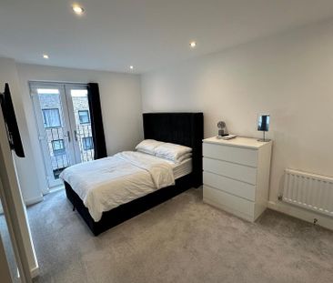 2 bedroom flat to rent - Photo 4