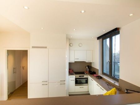 IXELLES : APPARTEMENT MEUBLE 2 CHAMBRES + TERRASSE - Bruxelles 1 - Photo 4