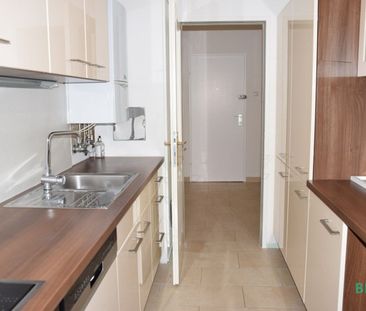 Großzügige, top renovierte Wohnung mit Loggia und Garagenplatz - Bl... - Foto 6