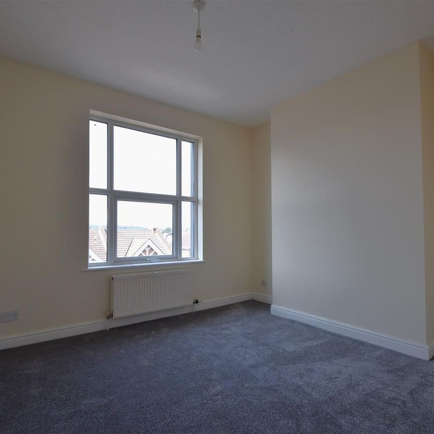 1 Bed Flat - Conversion - Photo 1