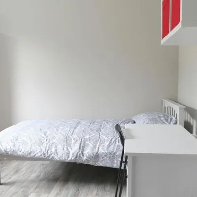 Rent 4 bedroom apartment in Dublin - Photo 1
