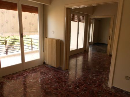 Ενοικίαση κατοικίας, 140 τ.μ., Αγία Βαρβάρα, 700 € - Photo 3