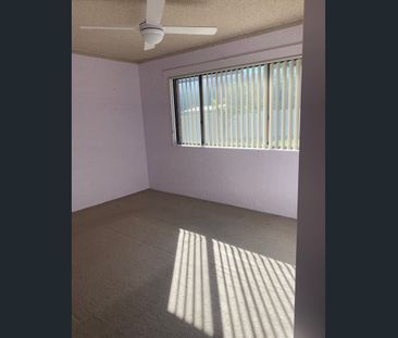Two Bedroom Unit In Town - Photo 3