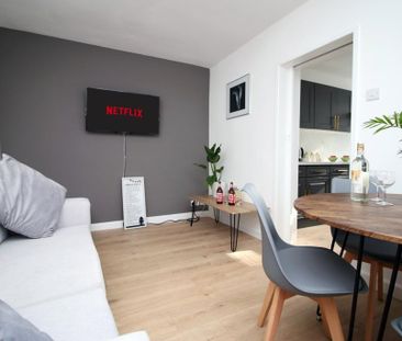 3 bedroom property to rent - Photo 2