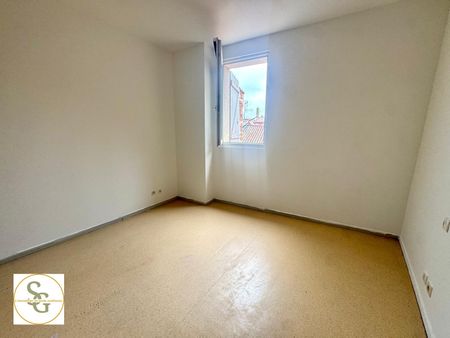 Location Appartement 4 pièces 120m² GAILLAC 81600 - Photo 2