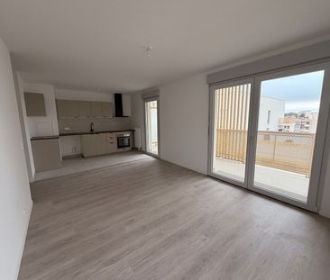 Location Appartement 3 pièces 59m² - Photo 4