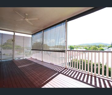 Luxury Home in Quiet Street - Photo 5