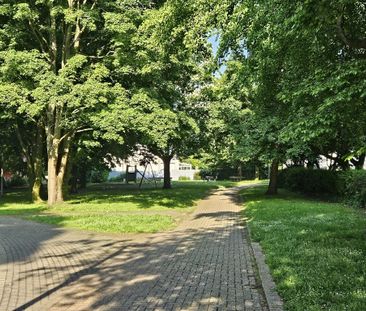 Gut geschnittene Wohnung mit ca. 86 m² Wohnfläche, 4 Zimmern und Balkon - Foto 2