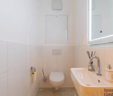 Charmante 2,5-Zimmer-Wohnung mit gemütlichem Eigengarten im Palais ... - Photo 1