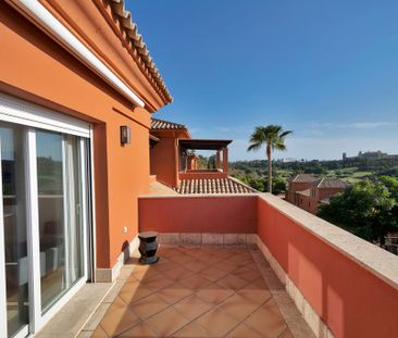 5 bedroom luxury Semidetached House for rent in Marbella, Andalusia - Photo 2