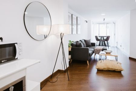 Apartamento de alquiler en Carrer Corbeta, 16, Zona Pueblo - Photo 2