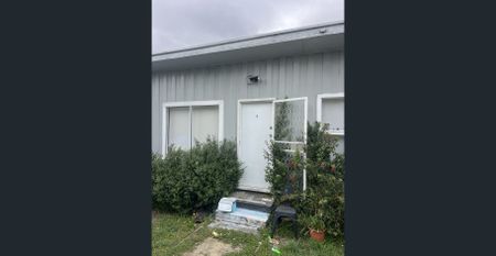 ONE BEDROOM UNIT - CAN BE FURNISHED OR UNFURNISHED - Photo 5