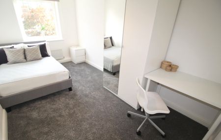 Flat 28, Samara Plaza, LS2 9DU, Leeds - Photo 4