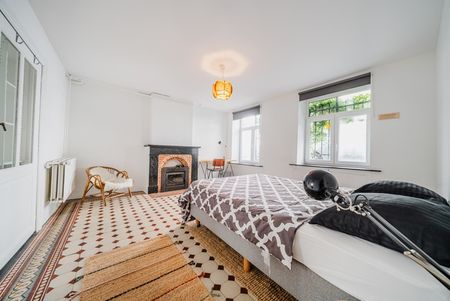 Room at Rue Charles Quint 55 - Photo 2