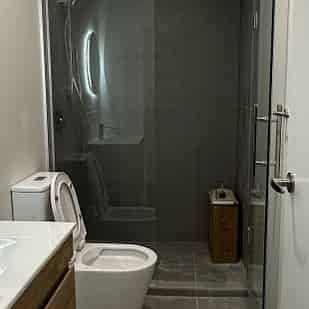 Furnished Immaculate Apartment - Photo 4