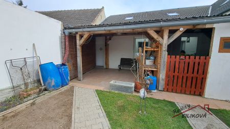 Pronájem bytu 1+1 28 m² - Fotografie 2