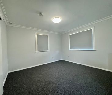 SOUTH TAMWORTH - Light and Bright Renovated Unit - Photo 1