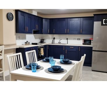 Bed for rent in 7-bedroom apartment in Phibsborough, Dublin - Photo 6