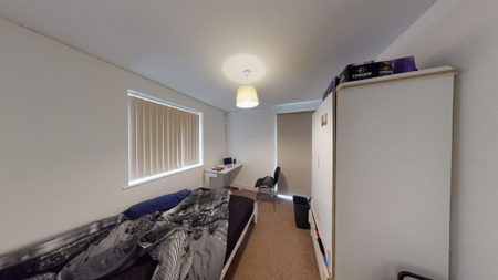 4 bedroom townhouse to rent - Photo 4