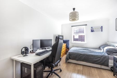 2 bedroom apartment to rent - Photo 3