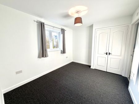 High Street, Didcot - Photo 3