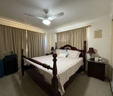 Three bedroom villa in a great location - Photo 4