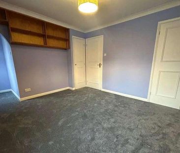 King George Mews, King George Avenue, Petersfield, Hampshire, GU32 - Photo 4