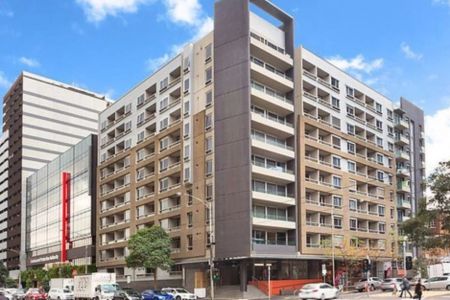 Great Value One Bedroom Plus Study - Photo 5