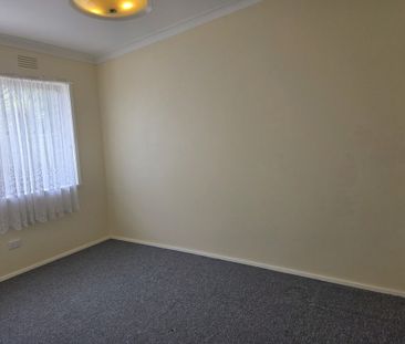 364 Eden Street, Lavington NSW 2641 - House For Rent | Domain - Photo 2
