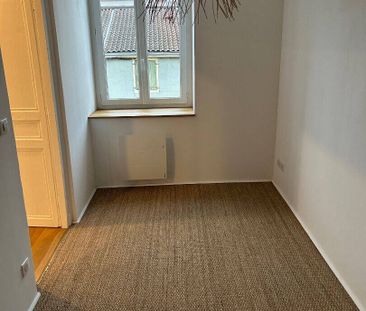 Location appartement 3 pièces 84.96 m² à Bourg-en-Bresse (01000) - Photo 2