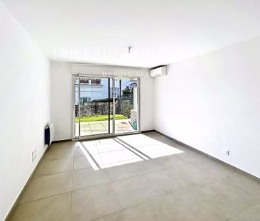 Location Appartement 2 pièces 45m² CANNES 06400 - Photo 2