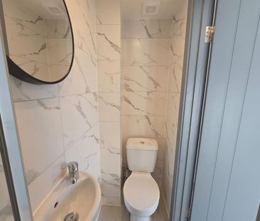 Vincent Gardens, Sheerness ME12, London - Photo 2