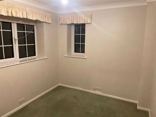 4 bedroom detached house to rent - Photo 1