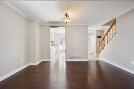 For Lease - 424 Benesfort Court, Kitchener, Ontario - Photo 3