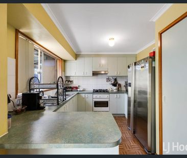 52 Jonathan Drive, Darley, Vic 3340 - Photo 1