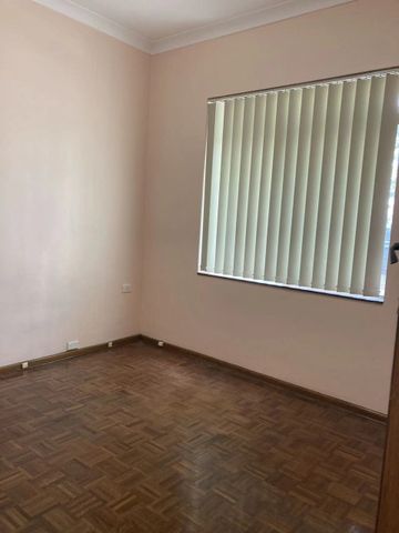 3-Bedroom Home with Front & Back Yard – Prime Hurstville Location - Photo 4