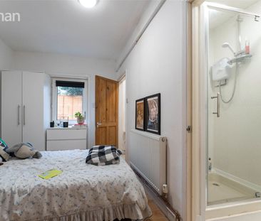 3 bedroom apartment to rent - Photo 4