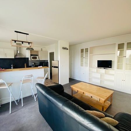 Location Appartement 3 pièces 57m² MONT ST AIGNAN 76130 - Photo 3